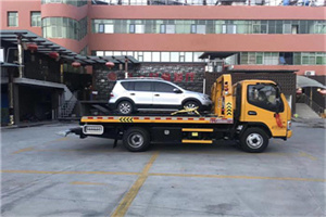 江岸区汽车紧急补胎换胎救援